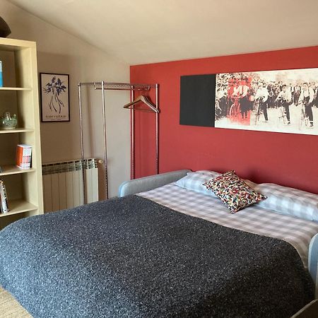 Casa De La Neveria Каласейте Екстериор снимка