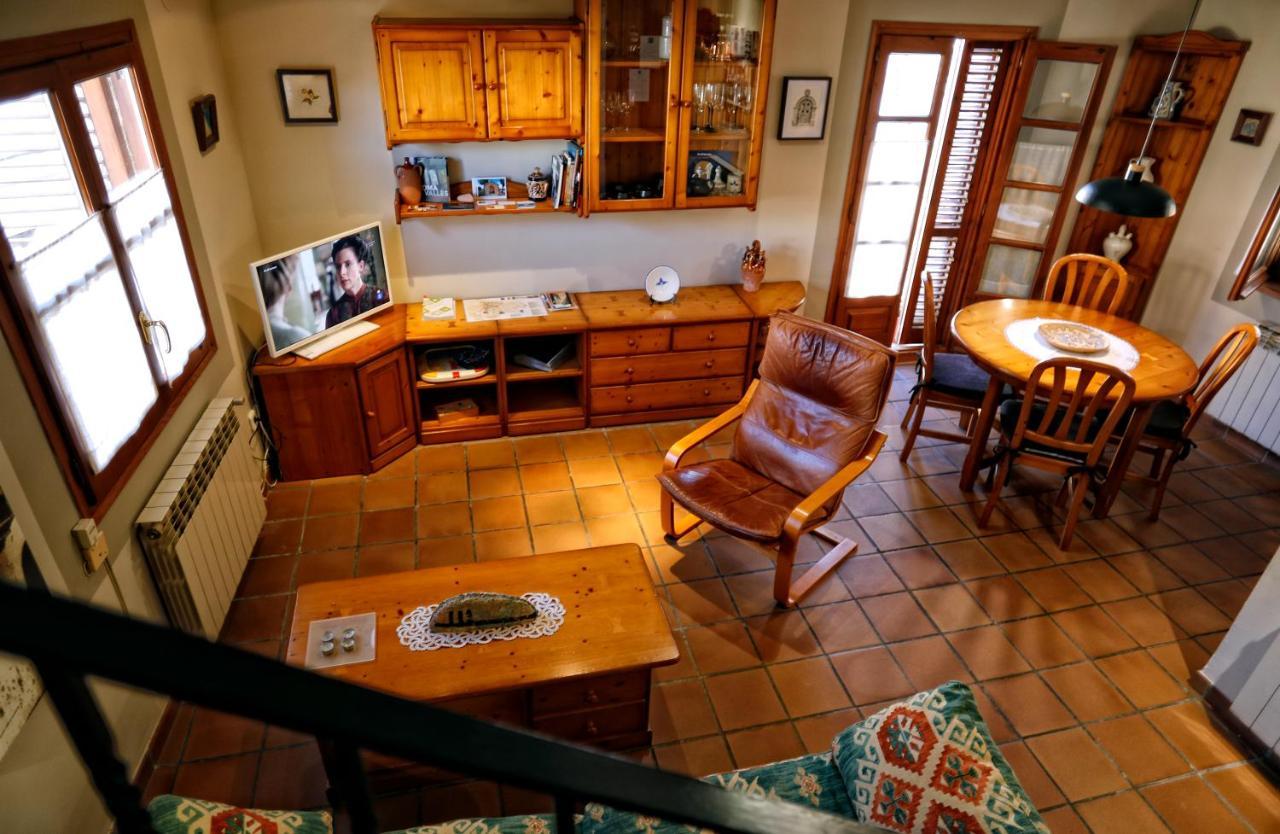 Casa De La Neveria Каласейте Екстериор снимка