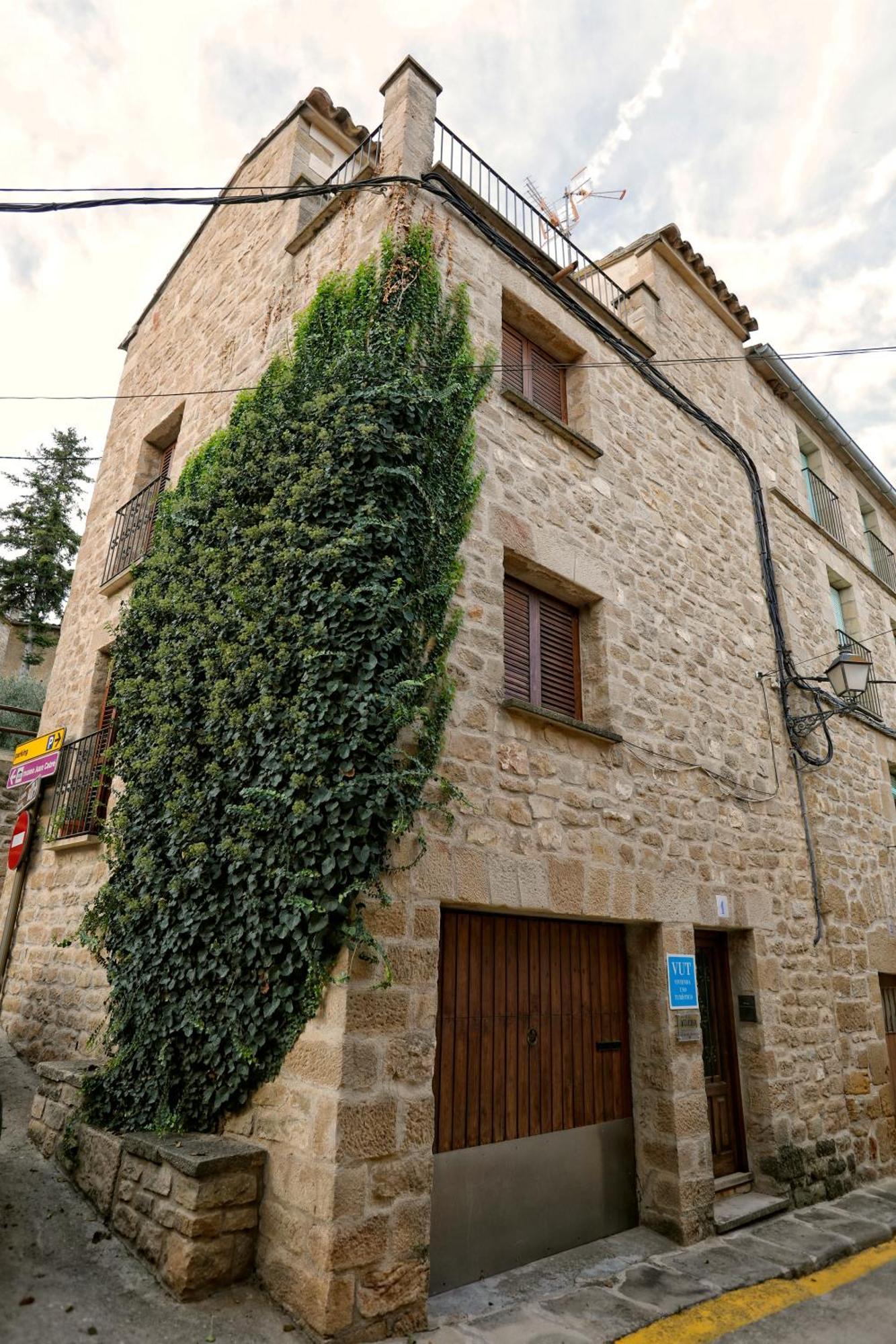 Casa De La Neveria Каласейте Екстериор снимка