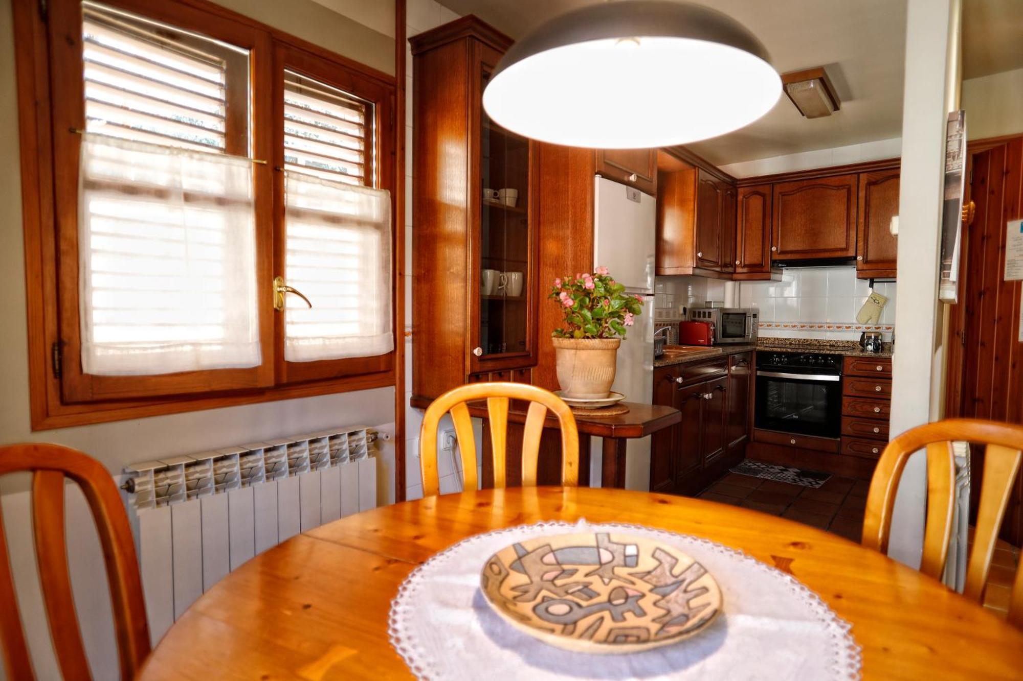 Casa De La Neveria Каласейте Екстериор снимка